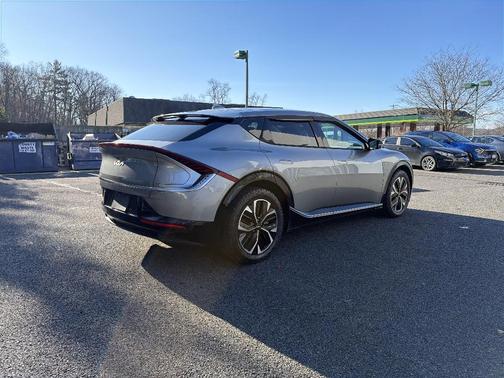 2022 Kia EV6 Wind