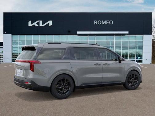Ceramic Silver 2026 Kia Carnival Hybrid SX Prestige