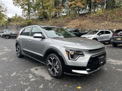 2023 Kia Niro EX Touring
