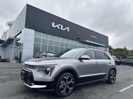 2023 Kia Niro EX Touring