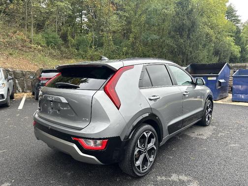 2023 Kia Niro EX Touring
