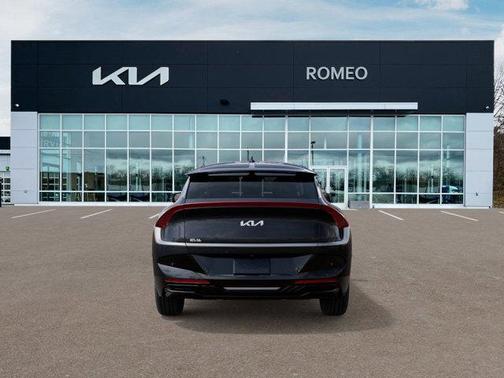 2025 Kia EV6 Light Long Range