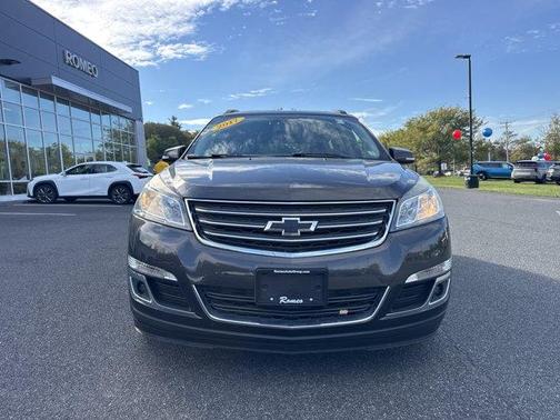 2017 Chevrolet Traverse 2LT