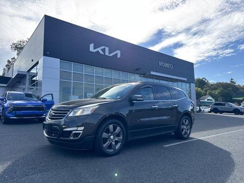 2017 Chevrolet Traverse 2LT