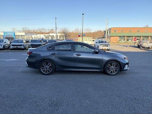 2022 Kia Forte GT-Line