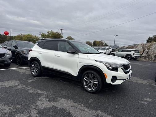 2023 Kia Seltos S