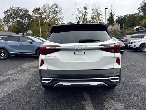 2023 Kia Seltos S