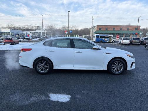 2020 Kia Optima LX