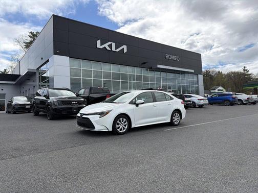 Ice 2024 Toyota Corolla LE