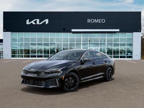 Aurora Black Pearl 2026 Kia K5 GT-Line