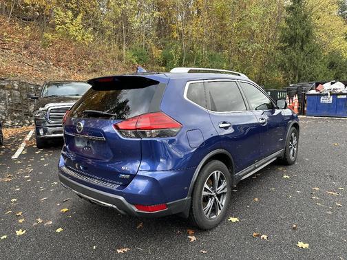 2017 Nissan Rogue Hybrid SL