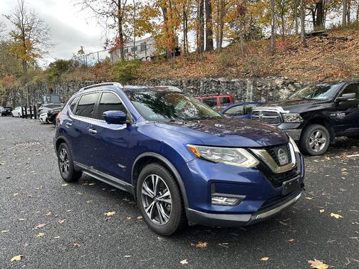 2017 Nissan Rogue Hybrid SL