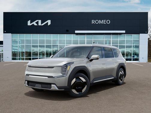 Ivory Silver 2026 Kia EV9 Wind