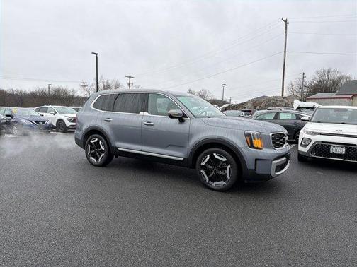 2023 Kia Telluride S