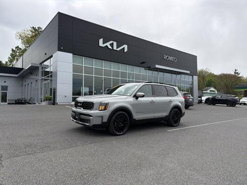 Wolf Gray 2023 Kia Telluride SX X-Line