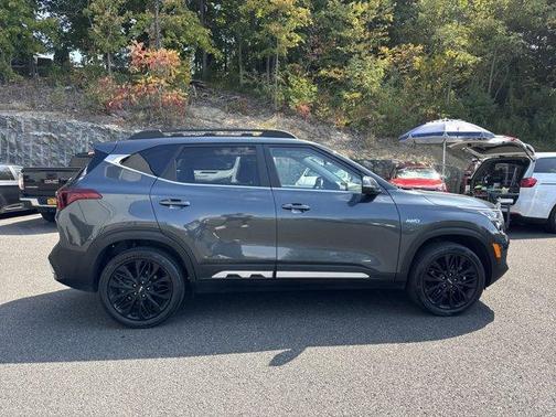 2023 Kia Seltos Nightfall