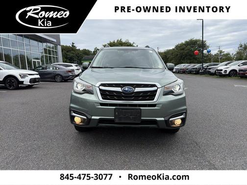 Jasmine Green Metallic 2017 Subaru Forester 2.5i Touring