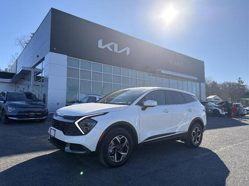 2024 Kia Sportage LX