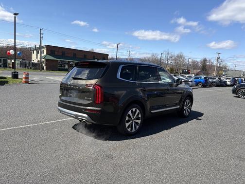 Dark Moss 2020 Kia Telluride EX