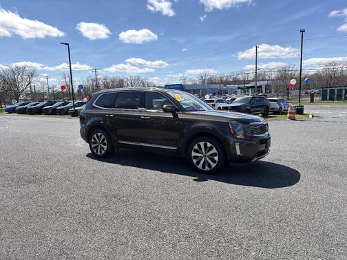 Dark Moss 2020 Kia Telluride EX