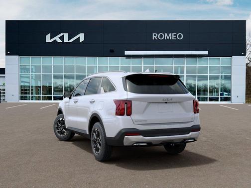 Glacial White Pearl 2026 Kia Sorento S