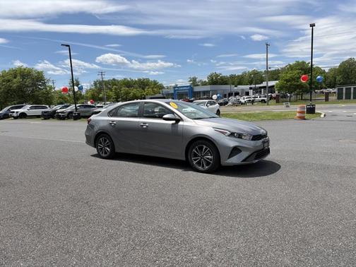 Steel Gray 2023 Kia Forte LXS