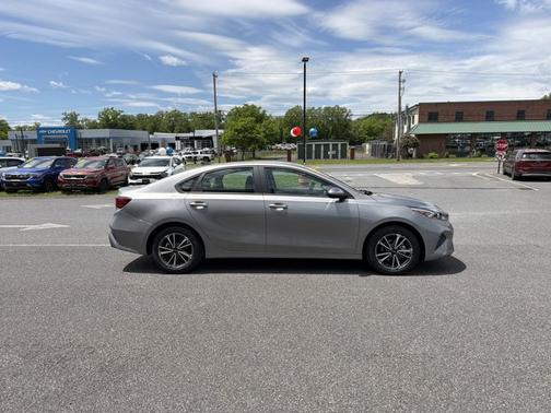 Steel Gray 2023 Kia Forte LXS