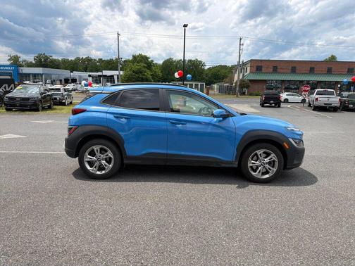 Blue Wave 2022 Hyundai KONA SEL