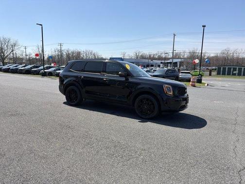 Ebony Black 2022 Kia Telluride EX