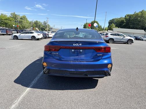 Deep Sea Blue 2024 Kia Forte GT-Line