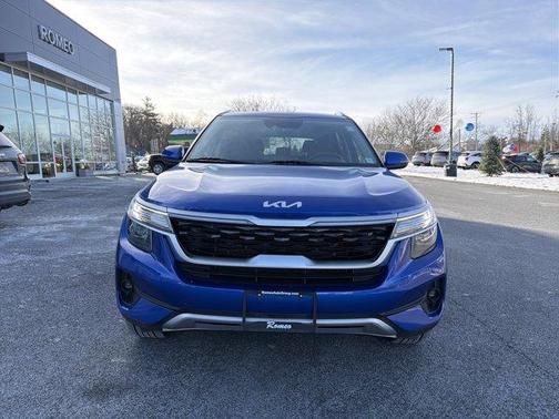 2022 Kia Seltos EX