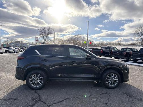 2025 Mazda CX-5 2.5 S Select Package