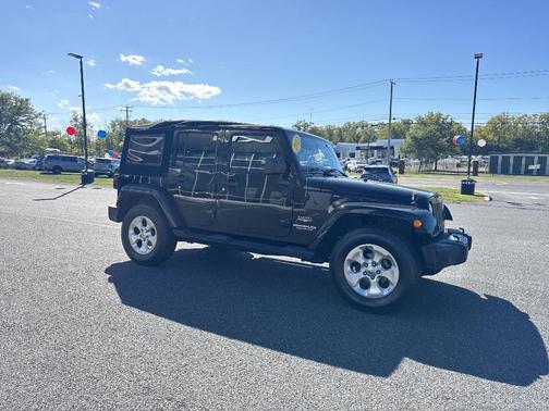 2013 Jeep Wrangler Unlimited Sahara