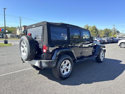 2013 Jeep Wrangler Unlimited Sahara