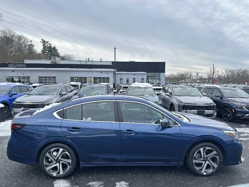 2022 Subaru Legacy 