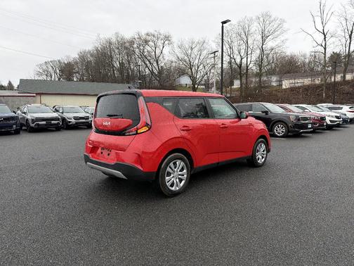 2023 Kia Soul LX