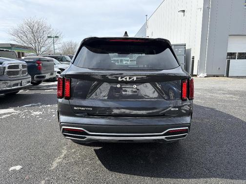 2023 Kia Sorento Hybrid EX