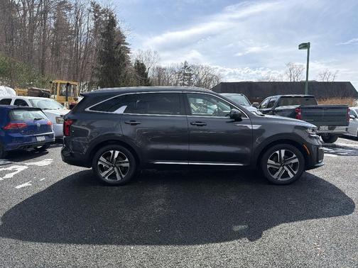 2023 Kia Sorento Hybrid EX