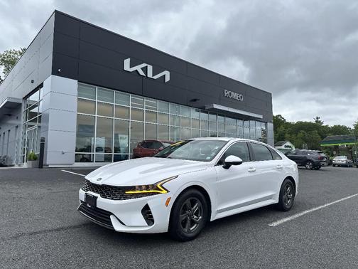 2021 Kia K5 LXS
