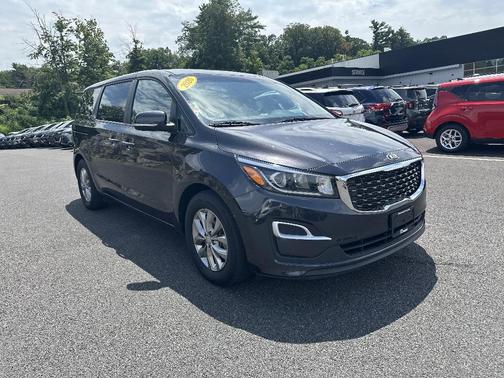 2020 Kia Sedona LX