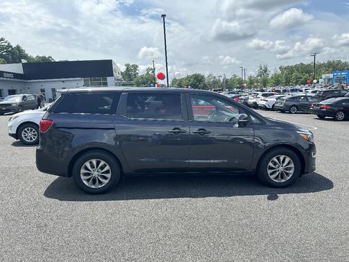 2020 Kia Sedona LX