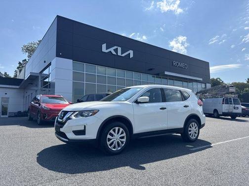 2017 Nissan Rogue S