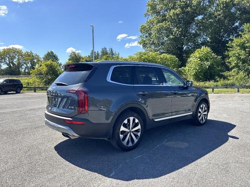 2021 Kia Telluride S
