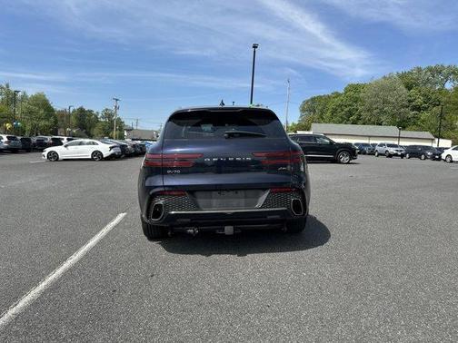 2023 Genesis GV70 2.5T