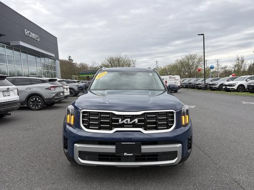 Midnight Lake Blue 2024 Kia Telluride S