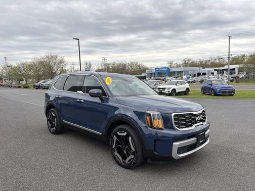 Midnight Lake Blue 2024 Kia Telluride S