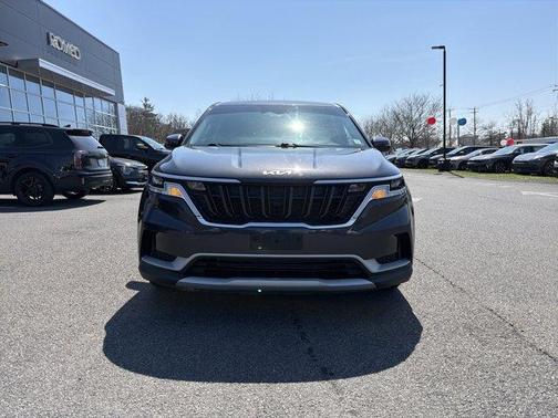 Metal 2022 Kia Carnival LXS