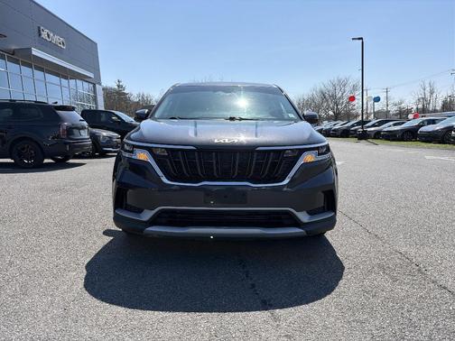 2022 Kia Carnival LXS