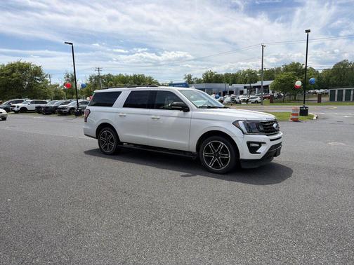 White Platinum Metallic Tri-Coat 2019 Ford Expedition Max Limited