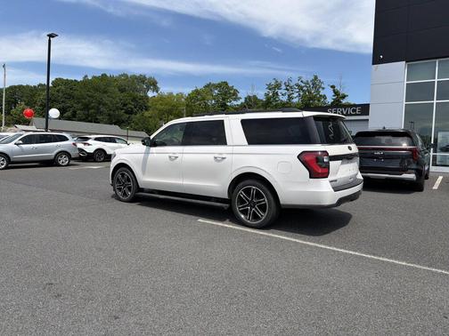White Platinum Metallic Tri-Coat 2019 Ford Expedition Max Limited